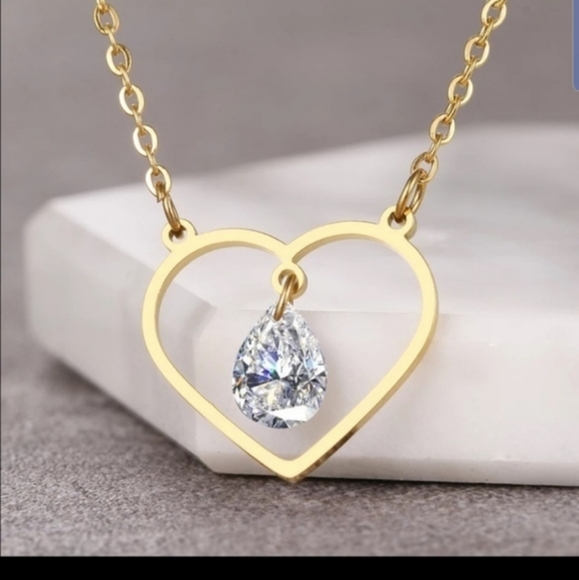 Heart Necklaces ❤️ - Picture 4 of 5